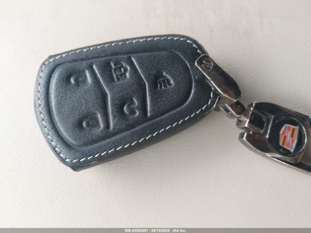 2017 CADILLAC XT5 1GYKNERS5HZ170125 Photo 10