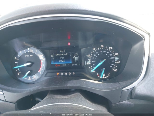3FA6P0H71FR111713 Ford FUSION SE