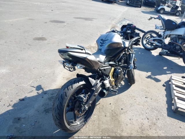 2021 KAWASAKI EX650 ML5EXEM17MDA30237 Photo 3
