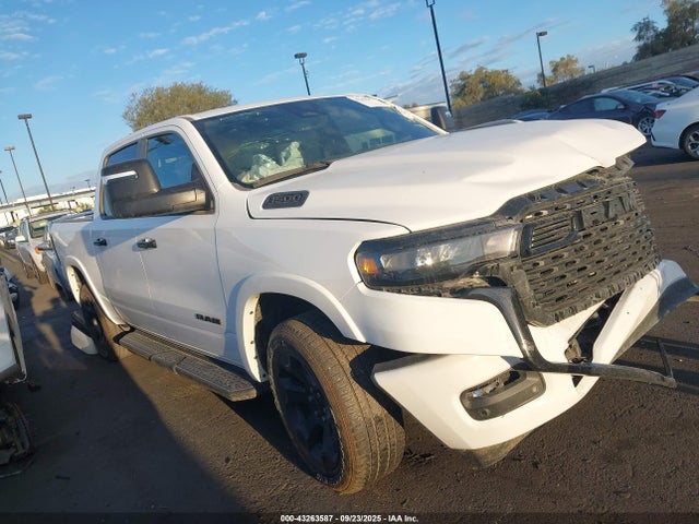 1C6SRFFP6SN624386 RAM 1500 Big Horn 4x4 5&#039;7 Box