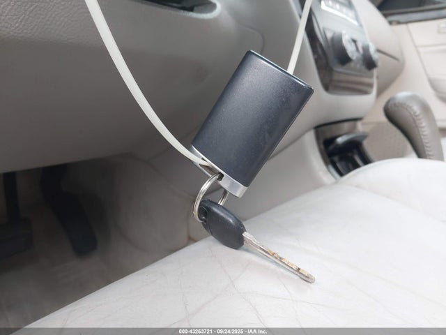 2010 CADILLAC DTS 1G6KD5EY4AU118784 Photo 10