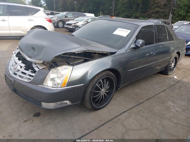 2010 CADILLAC DTS 1G6KD5EY4AU118784 Photo 1