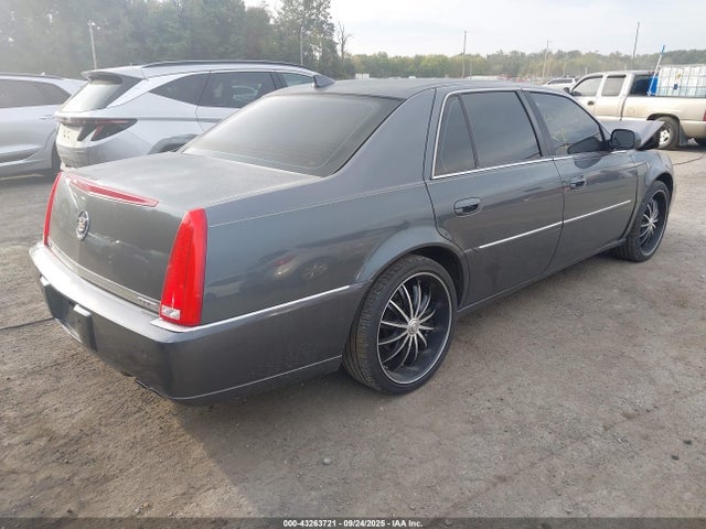 2010 CADILLAC DTS 1G6KD5EY4AU118784 Photo 3