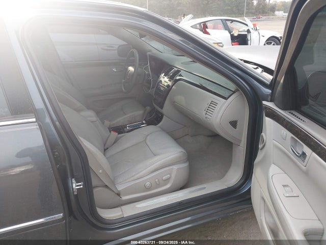 2010 CADILLAC DTS 1G6KD5EY4AU118784 Photo 4