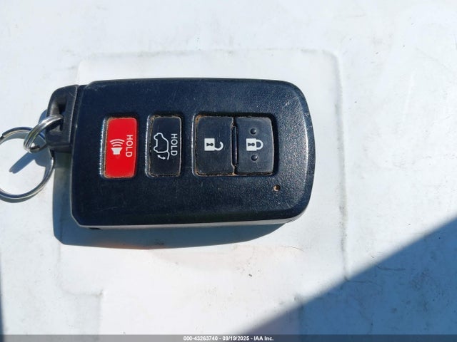 Toyota 2ar-fxe, 2jm+2fm 2017 JTMJJREV3HD106974 Image 11