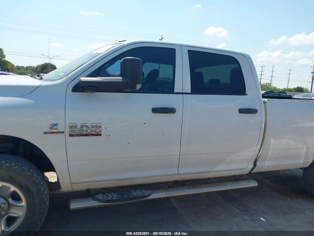 3C6UR5HL9JG256628 RAM 2500