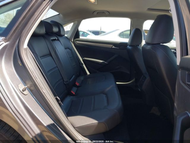 2022 VOLKSWAGEN PASSAT 1VWSA7A30NC001112 Photo 7