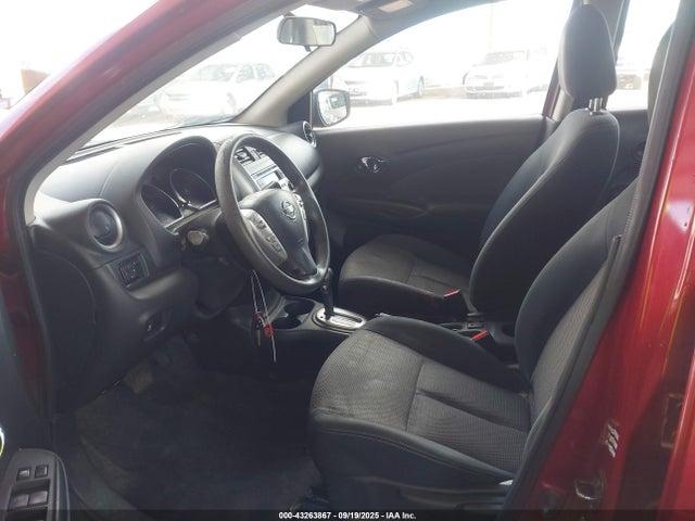3N1CN7APXGL820055 Nissan 2016