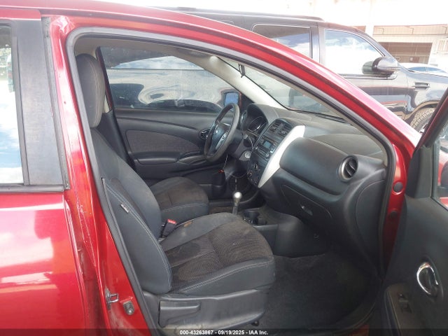 3N1CN7APXGL820055 Nissan 2016