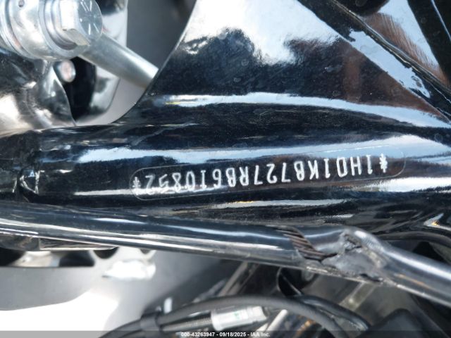 2024 HARLEY-DAVIDSON FLHX 1HD1KB727RB610852 Photo 9