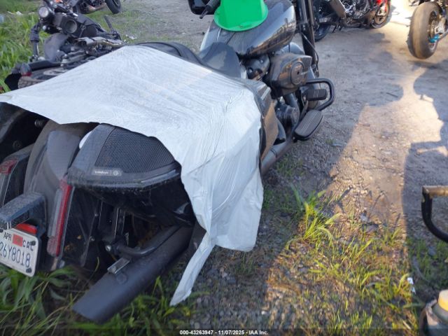 2024 HARLEY-DAVIDSON FLHX 1HD1KB727RB610852 Photo 3