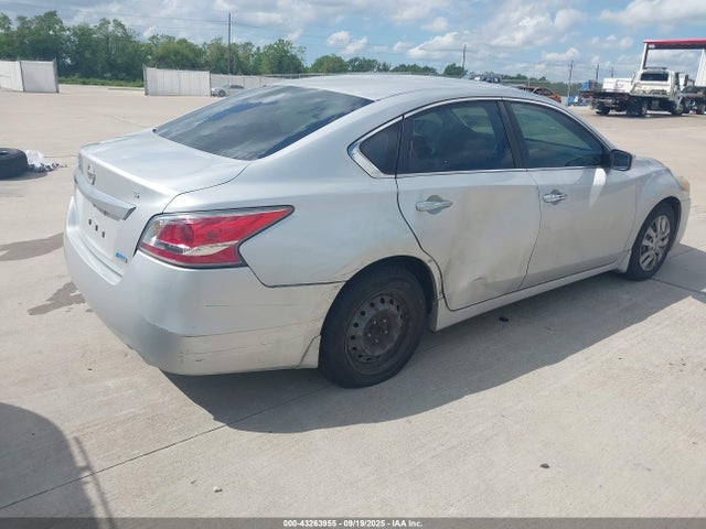 1N4AL3AP5EC109509 Nissan 2014