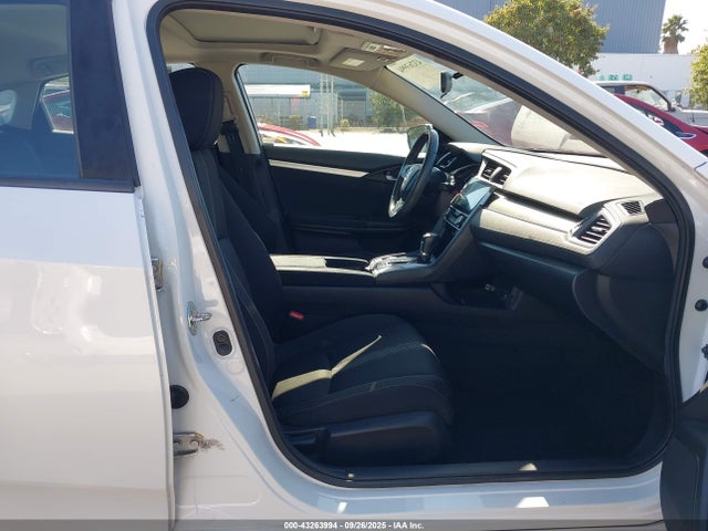 19XFC1F38JE201582 Honda l15b7