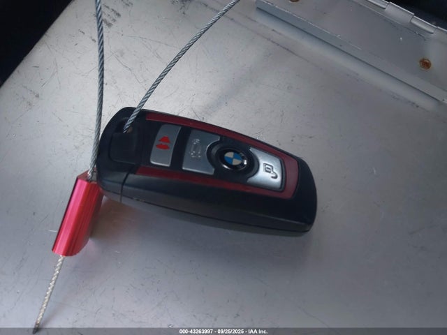 WBA8E9G58GNT83240 BMW 328I