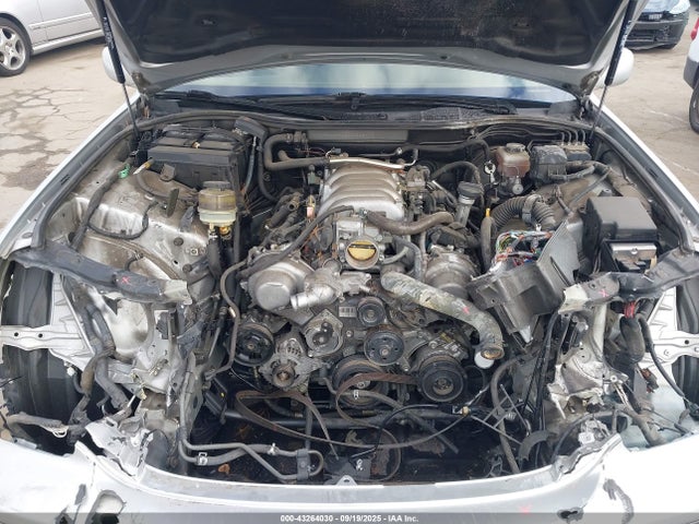 2005 LEXUS LS 430 JTHBN36F955001566 Photo 5