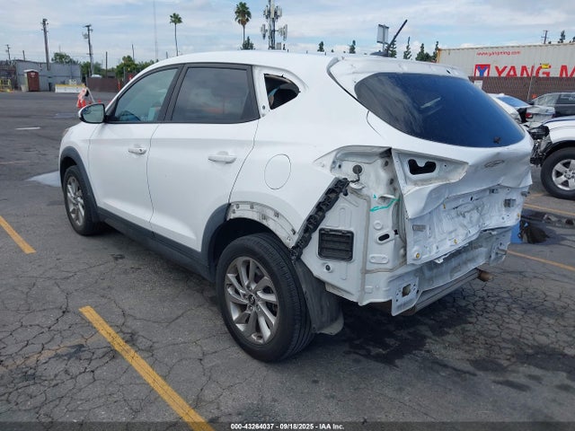 KM8J33A40GU161574 Hyundai 2016