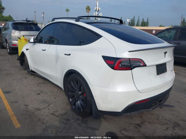 2022 TESLA MODEL Y 7SAYGDEF6NF538958 Photo 2