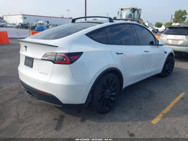 2022 TESLA MODEL Y 7SAYGDEF6NF538958 Photo 3