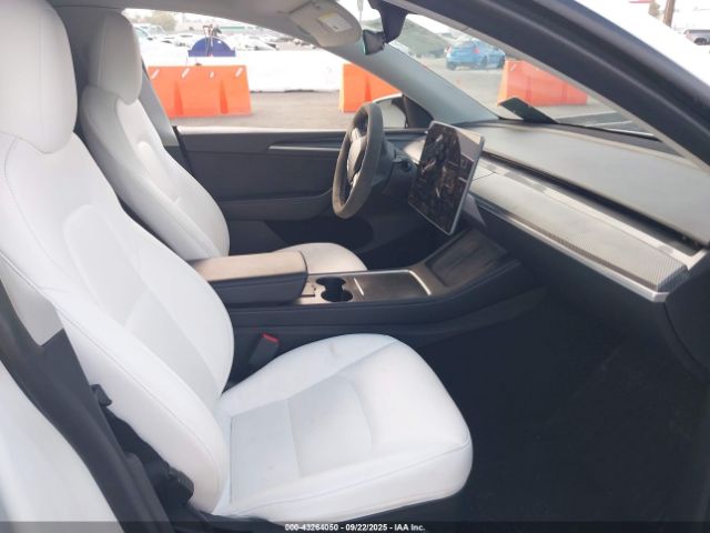 2022 TESLA MODEL Y 7SAYGDEF6NF538958 Photo 4
