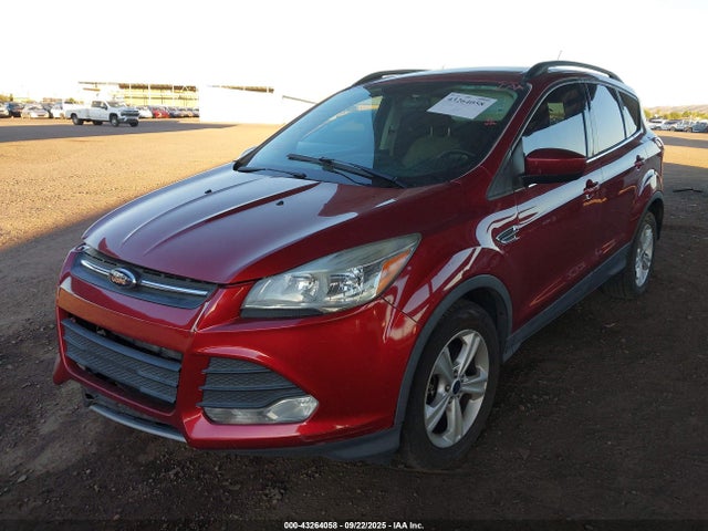 1FMCU0G9XGUB73075 Ford Escape