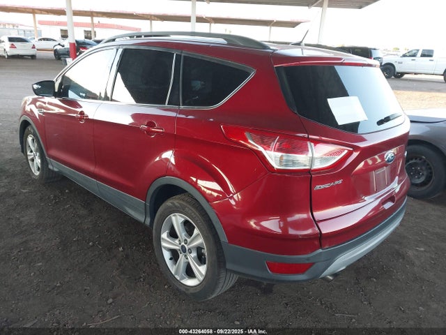 1FMCU0G9XGUB73075 Ford Escape