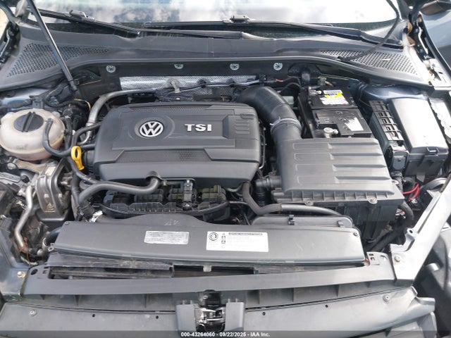 3VW217AUXHM069123 Volkswagen 1.8 tsi