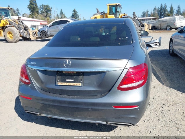 WDDZF4JB9HA029537 Mercedes-Benz m274