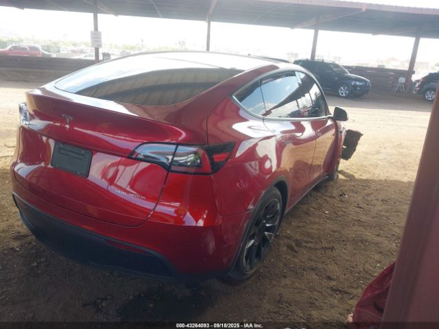 2024 TESLA MODEL Y 7SAYGAEE7RF149712 Photo 3
