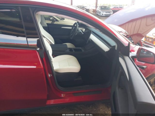 2024 TESLA MODEL Y 7SAYGAEE7RF149712 Photo 4