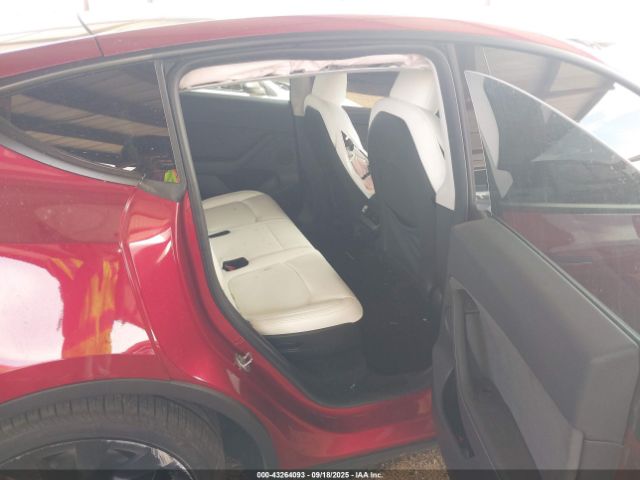 2024 TESLA MODEL Y 7SAYGAEE7RF149712 Photo 7