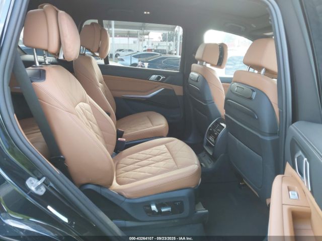 2024 BMW X7 5UX23EM07R9U19056 Photo 7