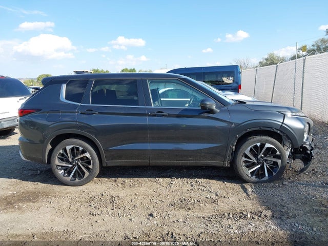 JA4J3VA86RZ074393 Mitsubishi Outlander