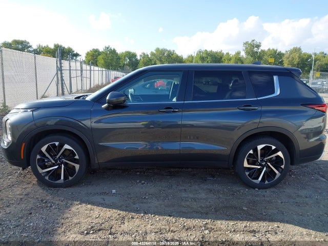 JA4J3VA86RZ074393 Mitsubishi Outlander