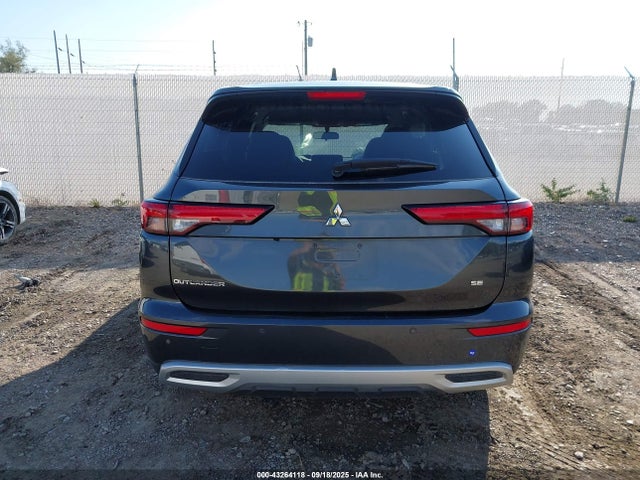 JA4J3VA86RZ074393 Mitsubishi Outlander