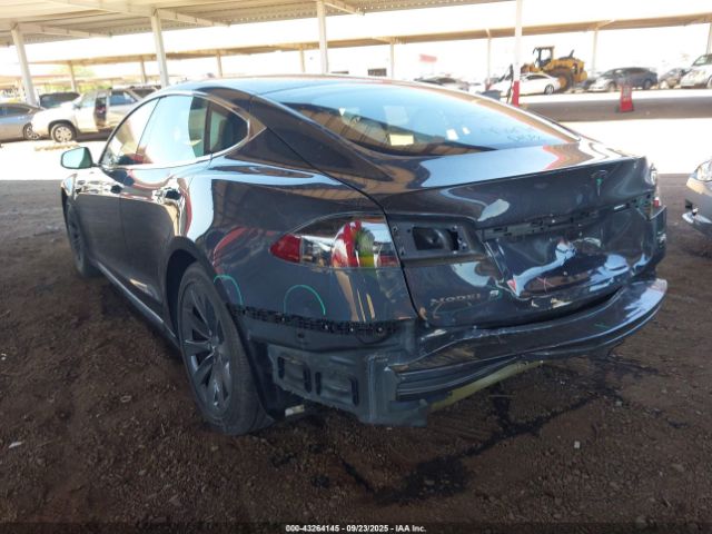 2018 TESLA MODEL S 5YJSA1E23JF276455 Photo 2