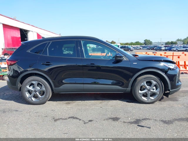 Ford gtdi a 2025 1FMCU9NA3SUB43734 Image 13