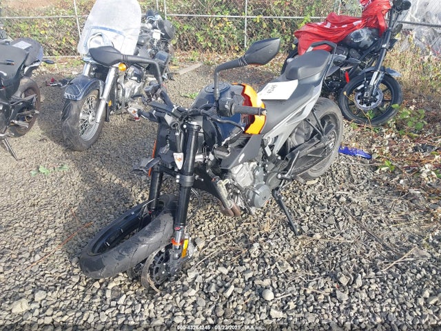 LCETU740XRH700188 KTM 790 Duke
