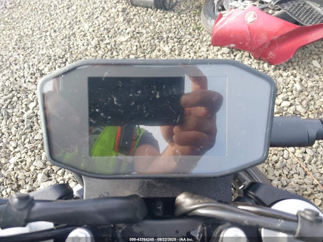 LCETU740XRH700188 KTM 790 Duke