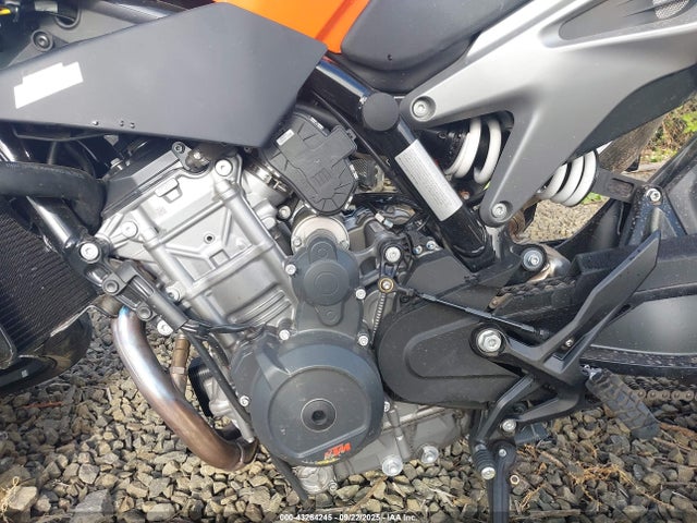 LCETU740XRH700188 KTM 790 Duke
