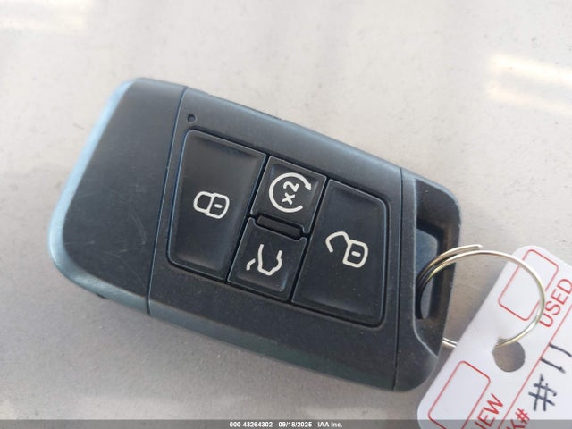 3VWGM7BU2NM001017 Volkswagen 1.5 tsi
