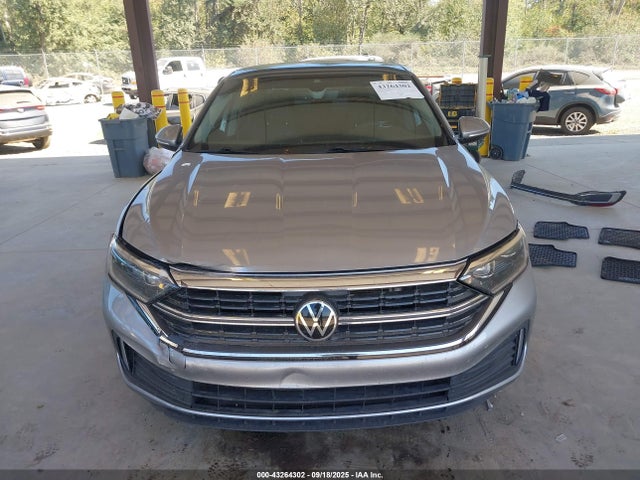 3VWGM7BU2NM001017 Volkswagen 1.5 tsi