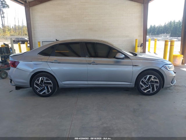 3VWGM7BU2NM001017 Volkswagen 1.5 tsi