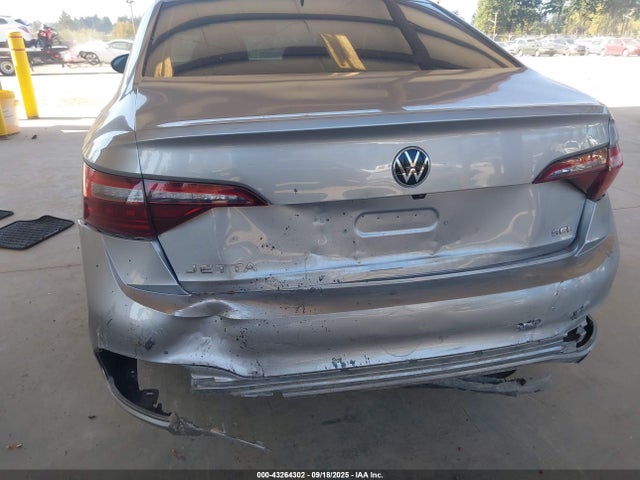 3VWGM7BU2NM001017 Volkswagen 1.5 tsi