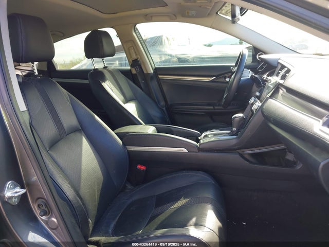 JHMFC1F7XKX009910 Honda l15b7/l15by