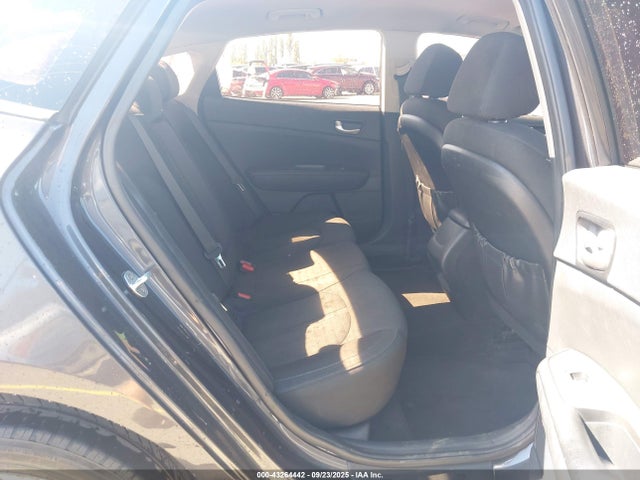 5XXGT4L33HG121831 KIA g 2.4 dohc gdi