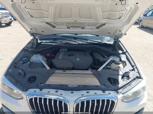 2019 BMW X3 5UXTR9C53KLD93090 Photo 9