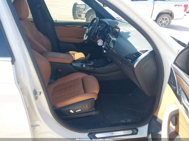 2019 BMW X3 5UXTR9C53KLD93090 Photo 4