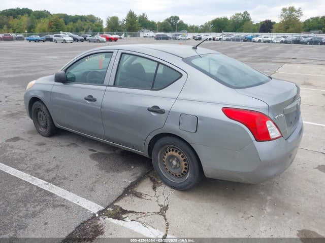 3N1CN7AP9EL813692 Nissan Versa