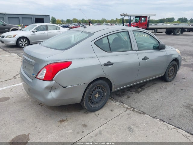 3N1CN7AP9EL813692 Nissan Versa