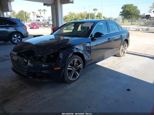 2018 AUDI A4 WAUENAF46JN017247 Photo 1